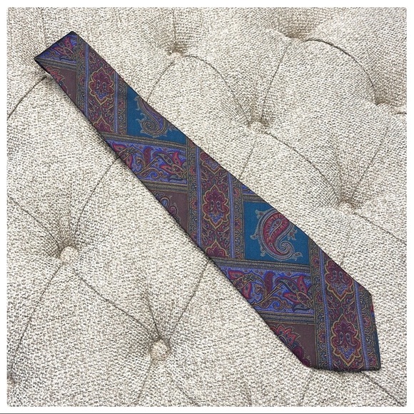 💕Very handsome vintage style Mens Silk Tie💕 - Picture 2 of 14